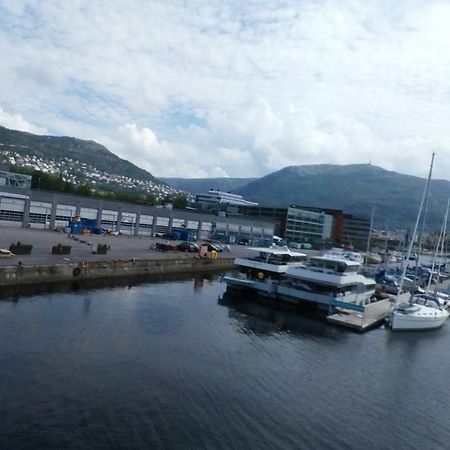 Yacht - Without Shower Hotell Bergen Exteriör bild